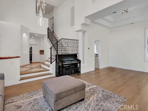 712 S Lost Canyon Road, Anaheim Hills, CA