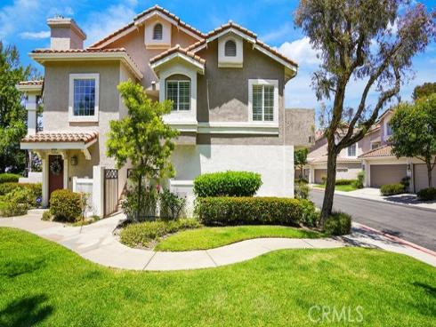 1099 S Sundance Drive, Anaheim Hills, CA
