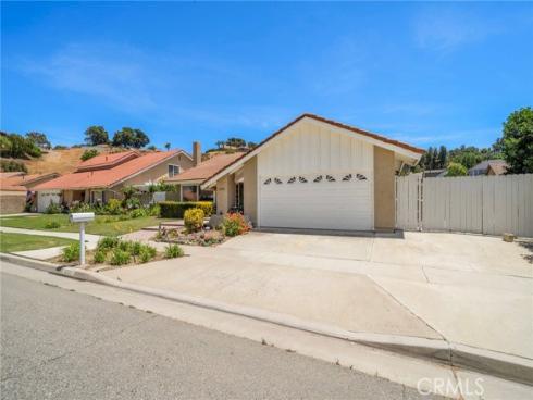 6220 E Palo Alto Drive, Anaheim Hills, CA