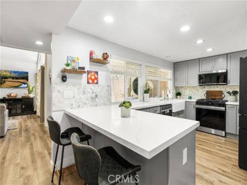 253 S Vista Del Monte , Anaheim Hills, CA