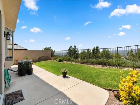 917 S Dylan Way, Anaheim Hills, CA
