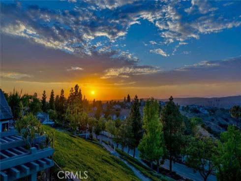 760 S Thrasher Way, Anaheim Hills, CA