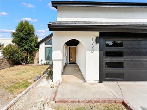 1290 N Tippetts Lane, Anaheim Hills, CA