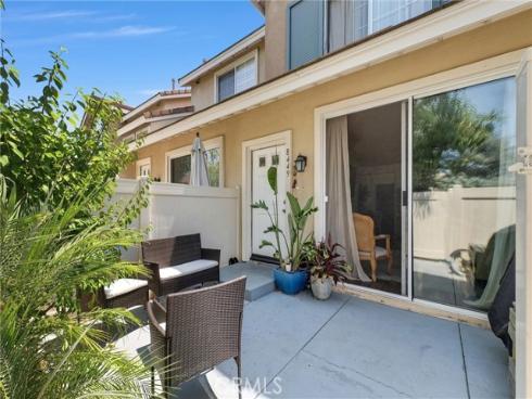 8449 E Arrowhead Way, Anaheim Hills, CA