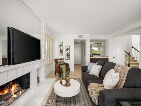 580 S Londerry Ln , Anaheim Hills, CA