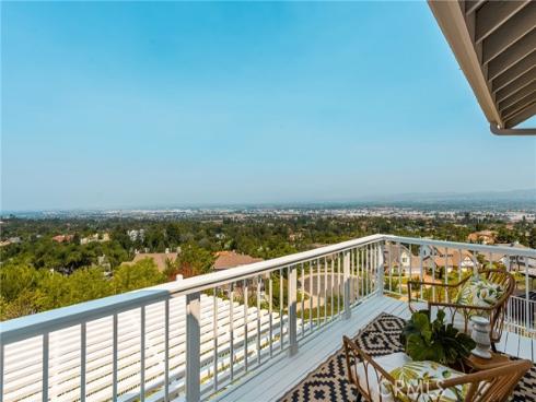 580 S Londerry Ln , Anaheim Hills, CA