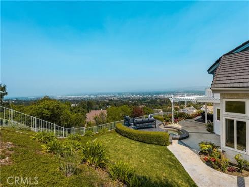 580 S Londerry Ln , Anaheim Hills, CA