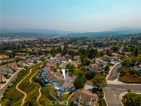 580 S Londerry Ln , Anaheim Hills, CA