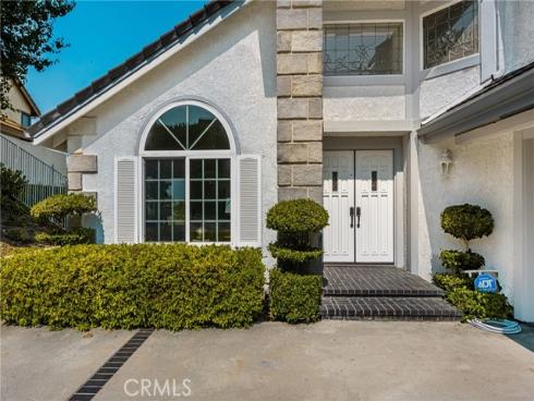 580  S Londerry Ln  , Anaheim Hills, CA