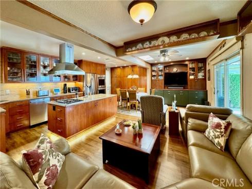 8455 E Foothill Street, Anaheim Hills, CA