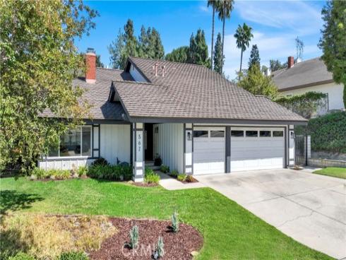 562 S. Covered Wagon Trail