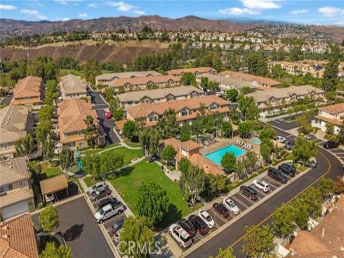 839 South Yellowstone way , Anaheim Hills, CA