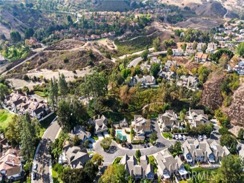 6070 E Summit  , Anaheim Hills, CA