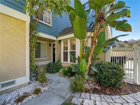 6070 E Summit  , Anaheim Hills, CA