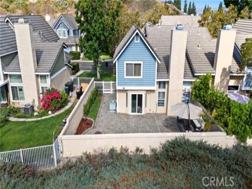 6070 E Summit  , Anaheim Hills, CA