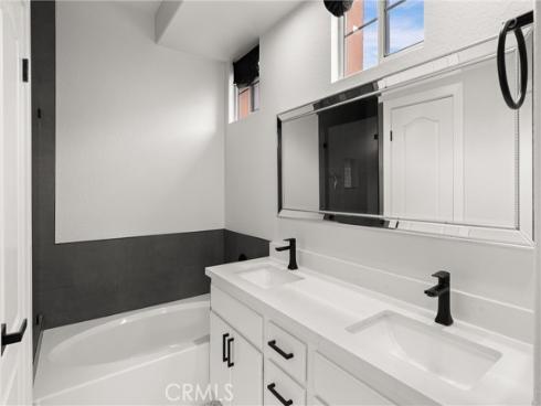 8102 E Santo   Court, Anaheim Hills, CA