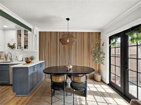 230 S. Plaza De Domingos