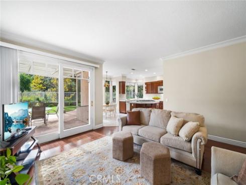 859 S Parkglen Place, Anaheim Hills, CA