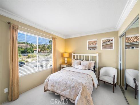 859 S Parkglen Place, Anaheim Hills, CA