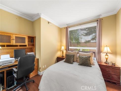 859 S Parkglen Place, Anaheim Hills, CA