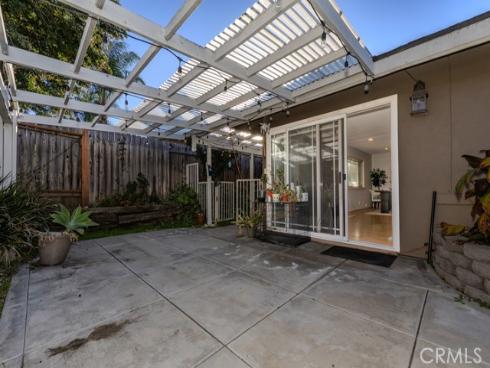 130 N Lohrum Lane, Anaheim Hills, CA