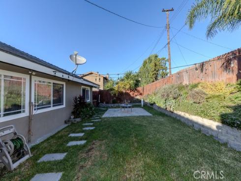 130 N Lohrum Lane, Anaheim Hills, CA