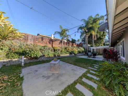 130 N Lohrum Lane, Anaheim Hills, CA