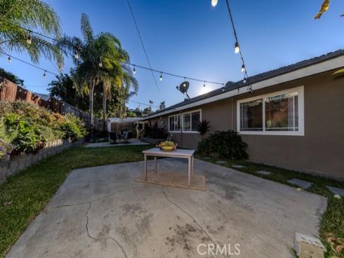 130 N Lohrum Lane, Anaheim Hills, CA