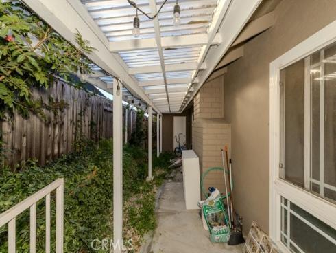 130 N Lohrum Lane, Anaheim Hills, CA