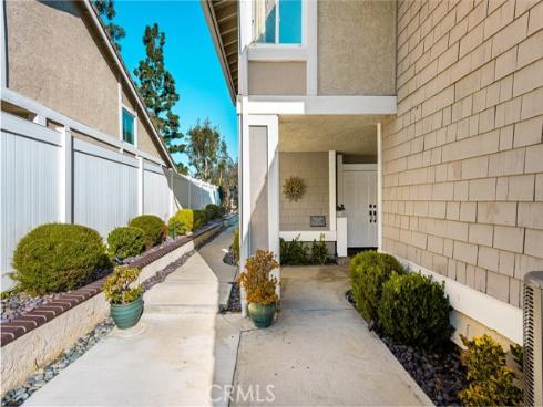 5889 E Mountain Loop Trl #4 , Anaheim Hills, CA