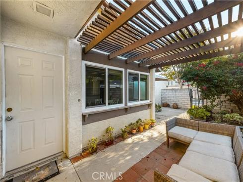 5573 E Vista Del Rio  , Anaheim Hills, CA