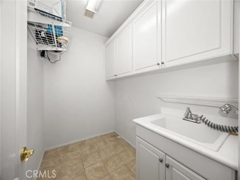 8180 E Brookdale Lane, Anaheim Hills, CA