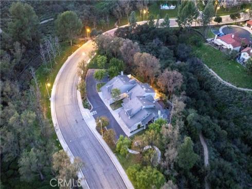 825 S Jacaranda Way, Anaheim Hills, CA