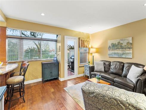 825 S Jacaranda Way, Anaheim Hills, CA