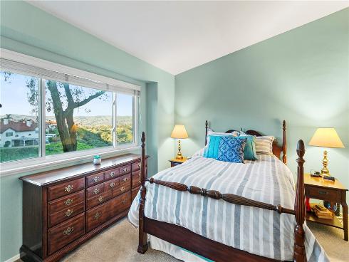 825 S Jacaranda Way, Anaheim Hills, CA