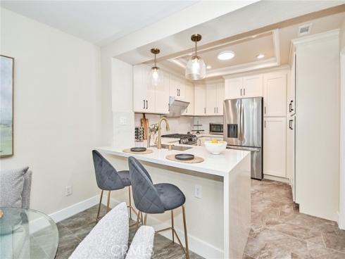 950 S Rim Crest , Anaheim Hills, CA