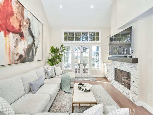 950 S Rim Crest , Anaheim Hills, CA