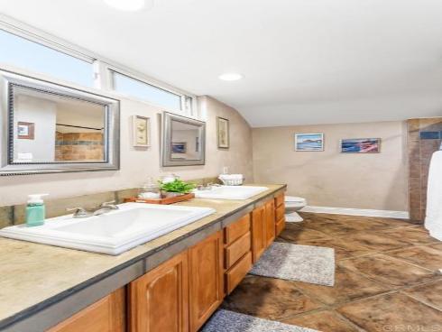 910 S Amherst   Circle, Anaheim Hills, CA