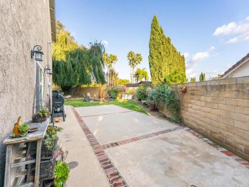 910 S Amherst   Circle, Anaheim Hills, CA