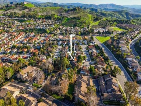 910 S Amherst   Circle, Anaheim Hills, CA