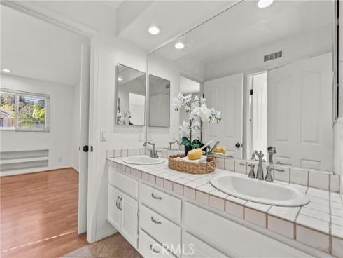 964 S Ladan   Lane, Anaheim Hills, CA