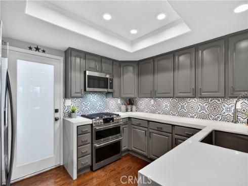 818 S Amber Lane, Anaheim Hills, CA