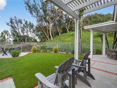 818 S Amber Lane, Anaheim Hills, CA