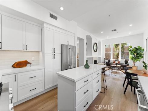 397  San Vicente   Lane, Anaheim Hills, CA