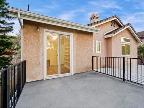 1065 S Hanlon   Way, Anaheim Hills, CA