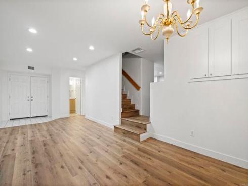 1065 S Hanlon   Way, Anaheim Hills, CA