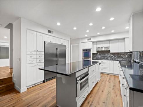 1065 S Hanlon   Way, Anaheim Hills, CA