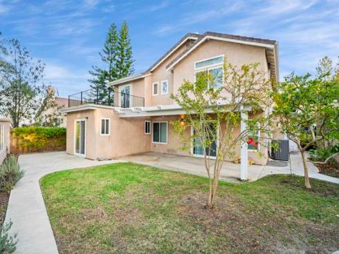 1065 S Hanlon   Way, Anaheim Hills, CA