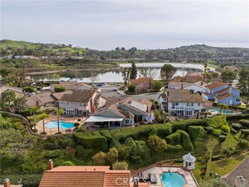 736 S Flicker   Court, Anaheim Hills, CA