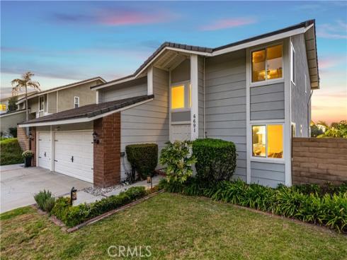 6691 E Smokewood  , Anaheim Hills, CA